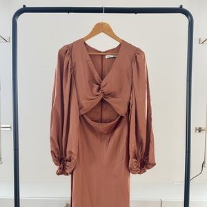 Shona Joy - Twist Front Long Sleeve Cocktail Dress (Mocha) - Women’s 2